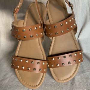 REPORT Studded Tan Sandals - Size 9